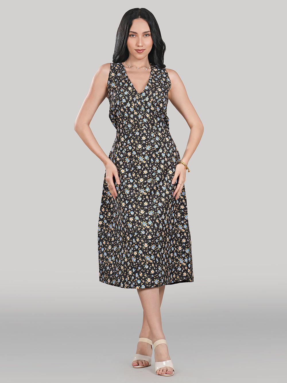 Aurelia Midi Dress – Noir Garden
